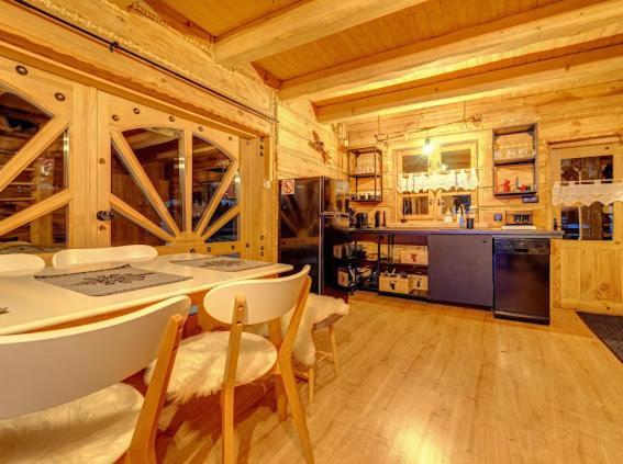 Chata Pod Nosalem - Domek Z Jacuzzi Z Bala W Zakopanym Zakopane Bagian luar foto
